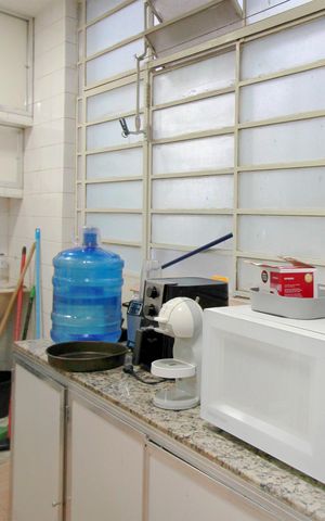 Apartamento à venda com 180m², 4 quartos e 1 vagaÁrea de Serviço