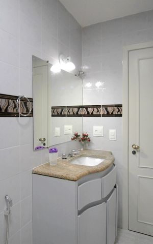 Apartamento à venda com 180m², 4 quartos e 1 vagaBanheiro da Suíte