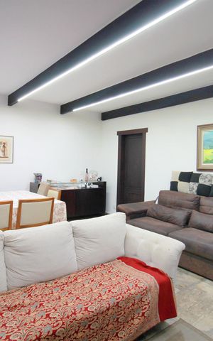Apartamento à venda com 180m², 4 quartos e 1 vagaSala