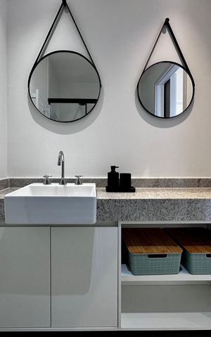 Studio para alugar com 22m², 0 quarto e sem vaga Studio para alugar com 22m², 0 quarto e sem vagaBanheiro