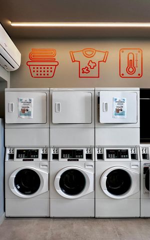 Studio para alugar com 22m², 0 quarto e sem vaga Studio para alugar com 22m², 0 quarto e sem vagaÁrea comum - Lavanderia