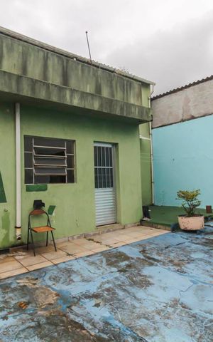 Casa à venda com 200m², 4 quartos e 3 vagasQuintal
