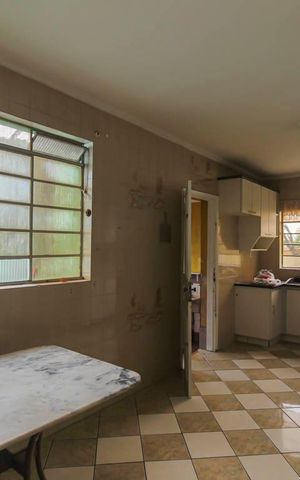 Casa à venda com 200m², 4 quartos e 3 vagasCozinha