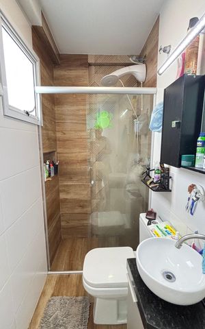 Apartamento à venda com 96m², 2 quartos e 1 vaga Apartamento à venda com 96m², 2 quartos e 1 vagaBanheiro