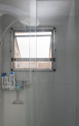Apartamento à venda com 45m², 2 quartos e 1 vaga Apartamento à venda com 45m², 2 quartos e 1 vagaBanheiro