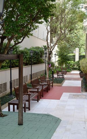 Apartamento à venda com 440m², 4 quartos e 5 vagasÁrea comum -Salão de Festas - externo