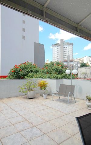 Apartamento à venda com 320m², 4 quartos e 2 vagasVaranda cobertura