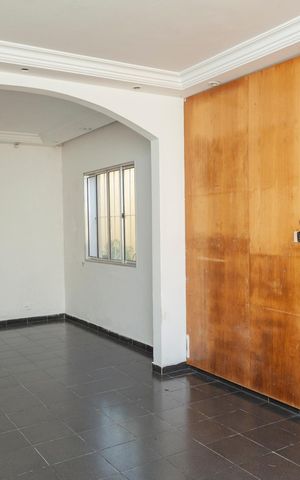 Casa à venda com 252m², 3 quartos e 4 vagasSala