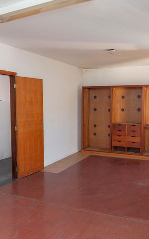 Casa à venda com 252m², 3 quartos e 4 vagasQuarto Suíte