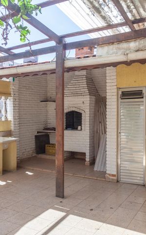 Casa à venda com 252m², 3 quartos e 4 vagasÁrea comum - Churrasqueira
