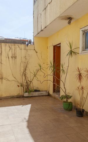 Casa à venda com 252m², 3 quartos e 4 vagasQuintal