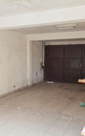 Casa à venda com 252m², 3 quartos e 4 vagasGaragem