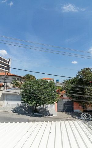 Casa à venda com 90m², 2 quartos e 2 vagasVista da Suíte 1