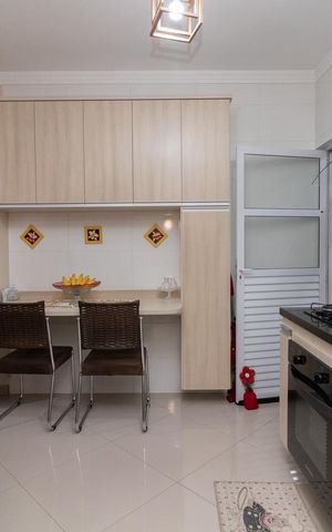 Casa à venda com 90m², 2 quartos e 2 vagasCozinha