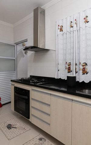 Casa à venda com 90m², 2 quartos e 2 vagasCozinha