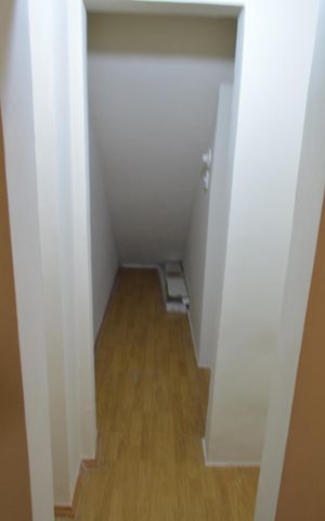 Casa à venda com 158m², 4 quartos e 1 vaga Casa à venda com 158m², 4 quartos e 1 vagaCloset Quarto 2- Casa 1