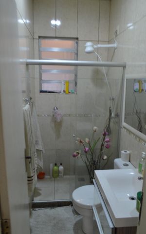 Casa à venda com 158m², 4 quartos e 1 vaga Casa à venda com 158m², 4 quartos e 1 vagaBanheiro - Casa 2