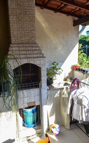 Casa de condomínio à venda com 78m², 2 quartos e 1 vaga Casa de condomínio à venda com 78m², 2 quartos e 1 vagaÁrea Gourmet