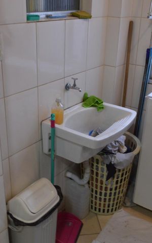 Casa de condomínio à venda com 78m², 2 quartos e 1 vaga Casa de condomínio à venda com 78m², 2 quartos e 1 vagaÁrea de Serviço