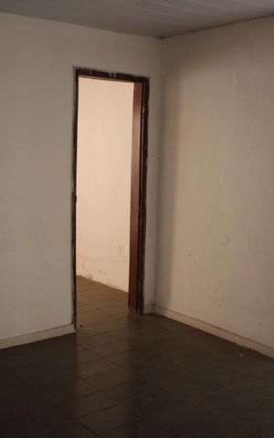 Casa à venda com 100m², 3 quartos e 2 vagasSala