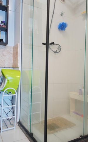 Apartamento à venda com 49m², 2 quartos e 1 vagaBanheiro Corredor