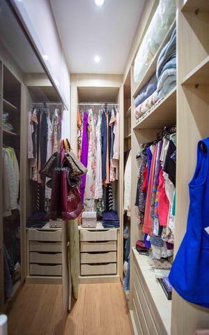 Casa à venda com 152m², 3 quartos e 2 vagasCloset da suíte 1