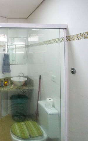 Casa à venda com 152m², 3 quartos e 2 vagasBanheiro da Suíte 1