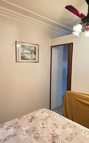 Casa à venda com 128m², 4 quartos e 4 vagas Casa à venda com 128m², 4 quartos e 4 vagasQuarto