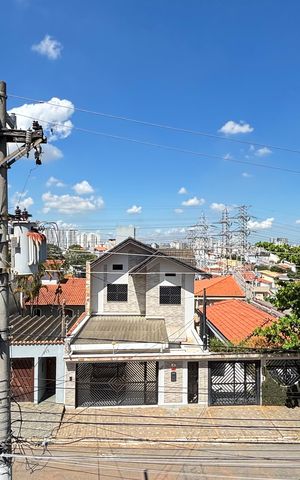 Casa à venda com 128m², 4 quartos e 4 vagas Casa à venda com 128m², 4 quartos e 4 vagasSuite 1 Varanda