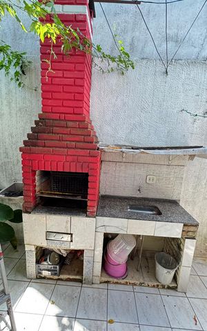Casa à venda com 128m², 4 quartos e 4 vagas Casa à venda com 128m², 4 quartos e 4 vagasQuintal - Churrasqueira