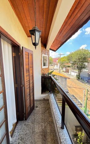 Casa à venda com 128m², 4 quartos e 4 vagas Casa à venda com 128m², 4 quartos e 4 vagasSuite 1 Varanda