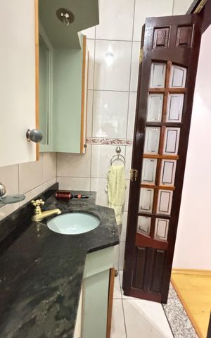 Casa à venda com 128m², 4 quartos e 4 vagas Casa à venda com 128m², 4 quartos e 4 vagasBanheiro da Suíte 2