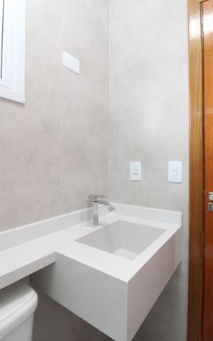 Casa à venda com 150m², 3 quartos e 3 vagasBanheiro da Suíte