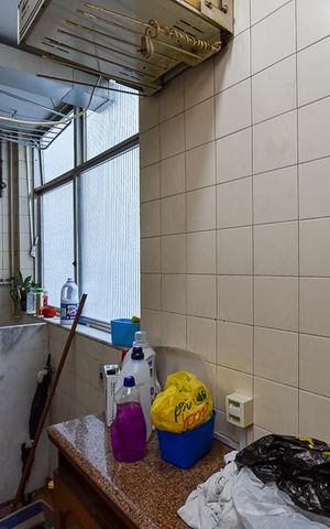 Apartamento à venda com 208m², 4 quartos e 1 vaga Apartamento à venda com 208m², 4 quartos e 1 vagaÁrea de Serviço