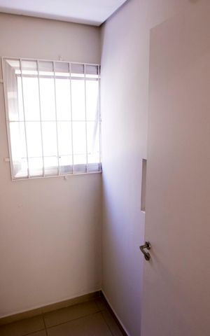 Casa à venda com 450m², 6 quartos e 4 vagasQuarto 3