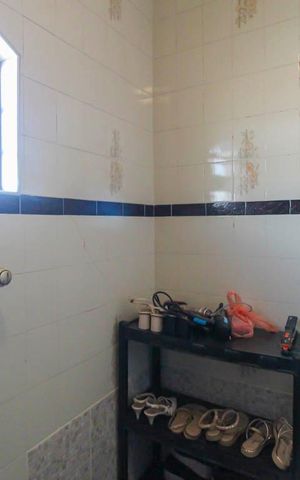 Casa para alugar com 250m², 3 quartos e 2 vagas Casa para alugar com 250m², 3 quartos e 2 vagasBanheiro da Suíte