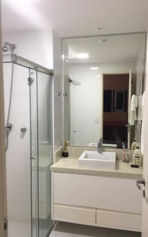 Apartamento à venda com 67m², 2 quartos e 2 vagas Apartamento à venda com 67m², 2 quartos e 2 vagasBanheiro
