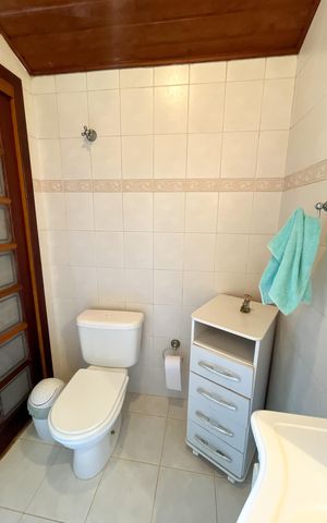 Casa à venda com 225m², 3 quartos e 5 vagas Casa à venda com 225m², 3 quartos e 5 vagasLavabo