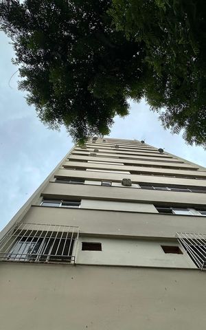 Apartamento para alugar com 70m², 3 quartos e 1 vaga Apartamento para alugar com 70m², 3 quartos e 1 vagaFachada