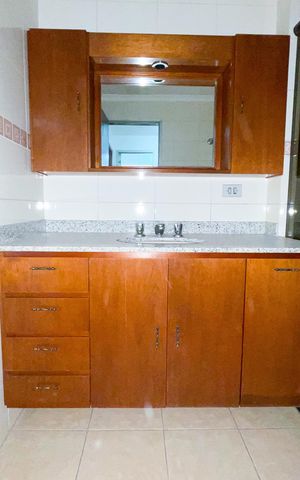Apartamento à venda com 137m², 3 quartos e 1 vaga Apartamento à venda com 137m², 3 quartos e 1 vagaBanheiro 2