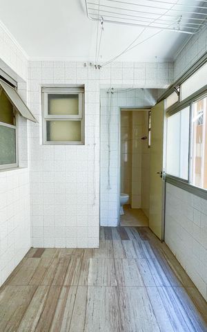 Apartamento à venda com 137m², 3 quartos e 1 vaga Apartamento à venda com 137m², 3 quartos e 1 vagaLavanderia