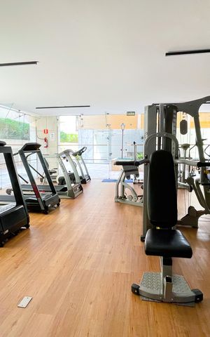 Apartamento à venda com 137m², 3 quartos e 1 vaga Apartamento à venda com 137m², 3 quartos e 1 vagaÁrea comum - Academia