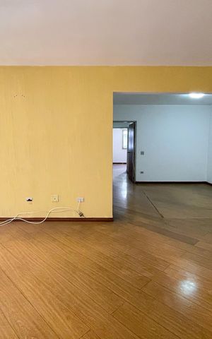 Apartamento à venda com 137m², 3 quartos e 1 vaga Apartamento à venda com 137m², 3 quartos e 1 vagaSala