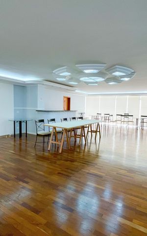 Apartamento à venda com 137m², 3 quartos e 1 vaga Apartamento à venda com 137m², 3 quartos e 1 vagaÁrea comum - Salão de festas