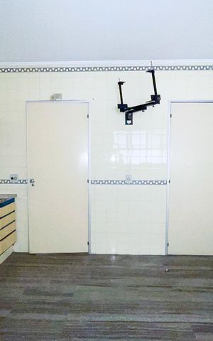 Apartamento à venda com 137m², 3 quartos e 1 vaga Apartamento à venda com 137m², 3 quartos e 1 vagaCozinha