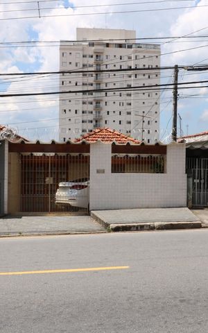 Casa à venda com 190m², 3 quartos e 1 vagaFachada