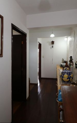 Casa à venda com 190m², 3 quartos e 1 vagaCorredor interno