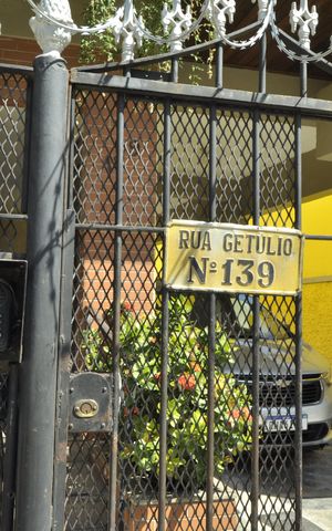 Apartamento à venda com 280m², 3 quartos e 1 vagaPlaquinha