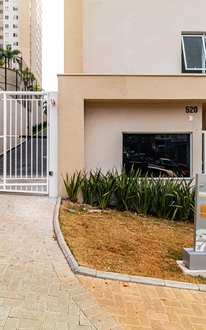Apartamento à venda com 33m², 2 quartos e sem vaga Apartamento à venda com 33m², 2 quartos e sem vagaFachada e portaria