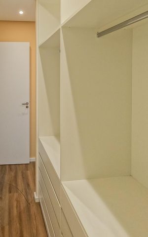 Apartamento para alugar com 54m², 2 quartos e 1 vaga Apartamento para alugar com 54m², 2 quartos e 1 vagaCloset da Suíte